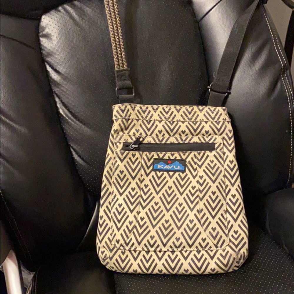 Kavu Keepalong Semi-Padded Sling Crossbody